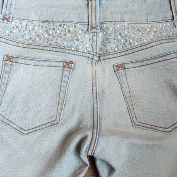 Cache jeans - Picture 2 of 3